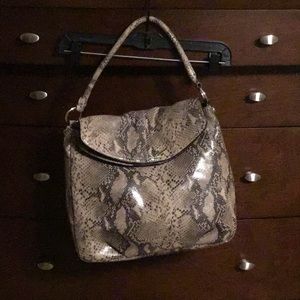 Like new Cole Haan handbag